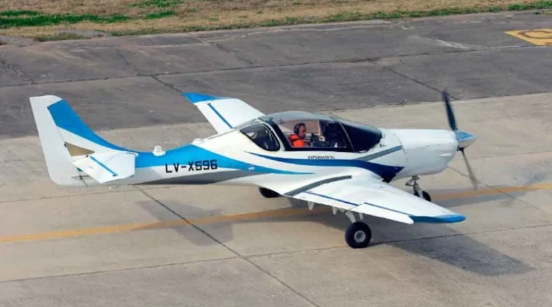 Paraguay mostró interés en el avión desarrollado por FAdeA.